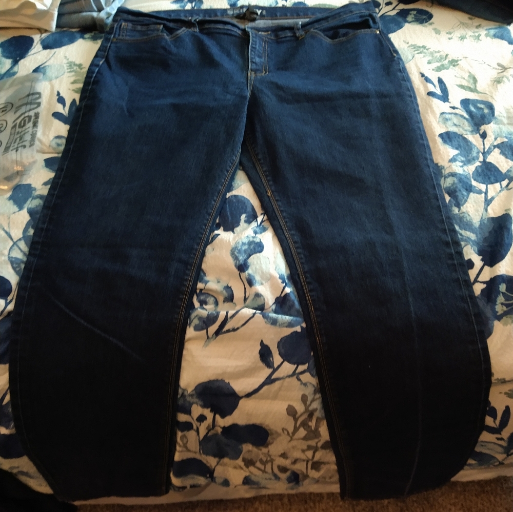 New York & Company darker jean size 18 Tall Hard to find size!